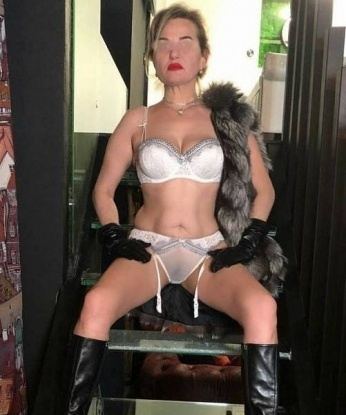 Проститутка Зоя